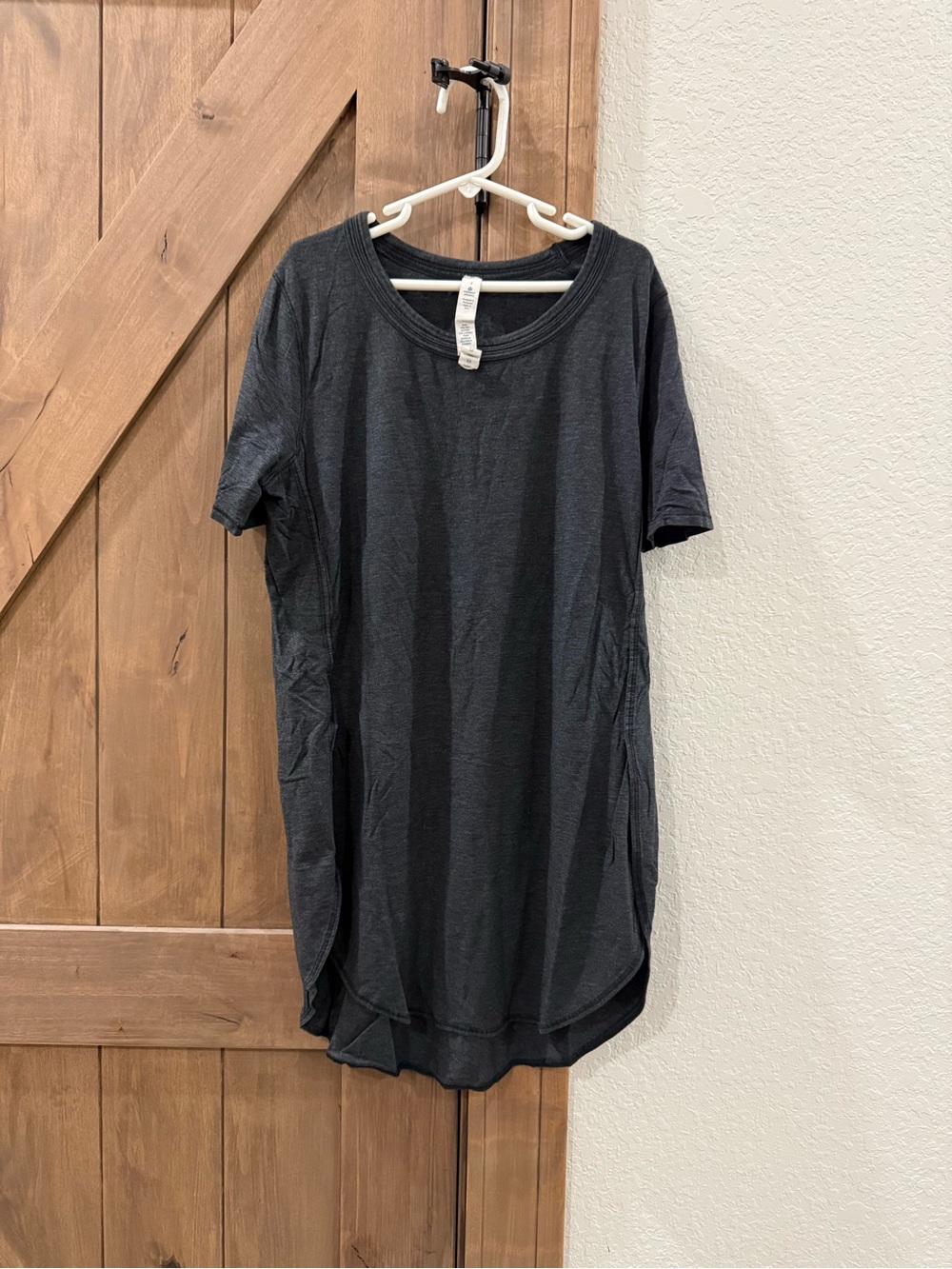 lululemon athletica Short Sleeve Tee - grey